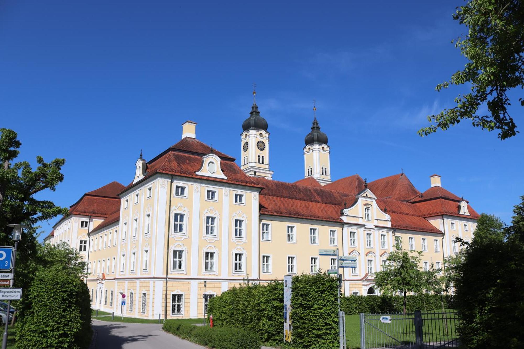 Klostergasthof Roggenburg Buitenkant foto